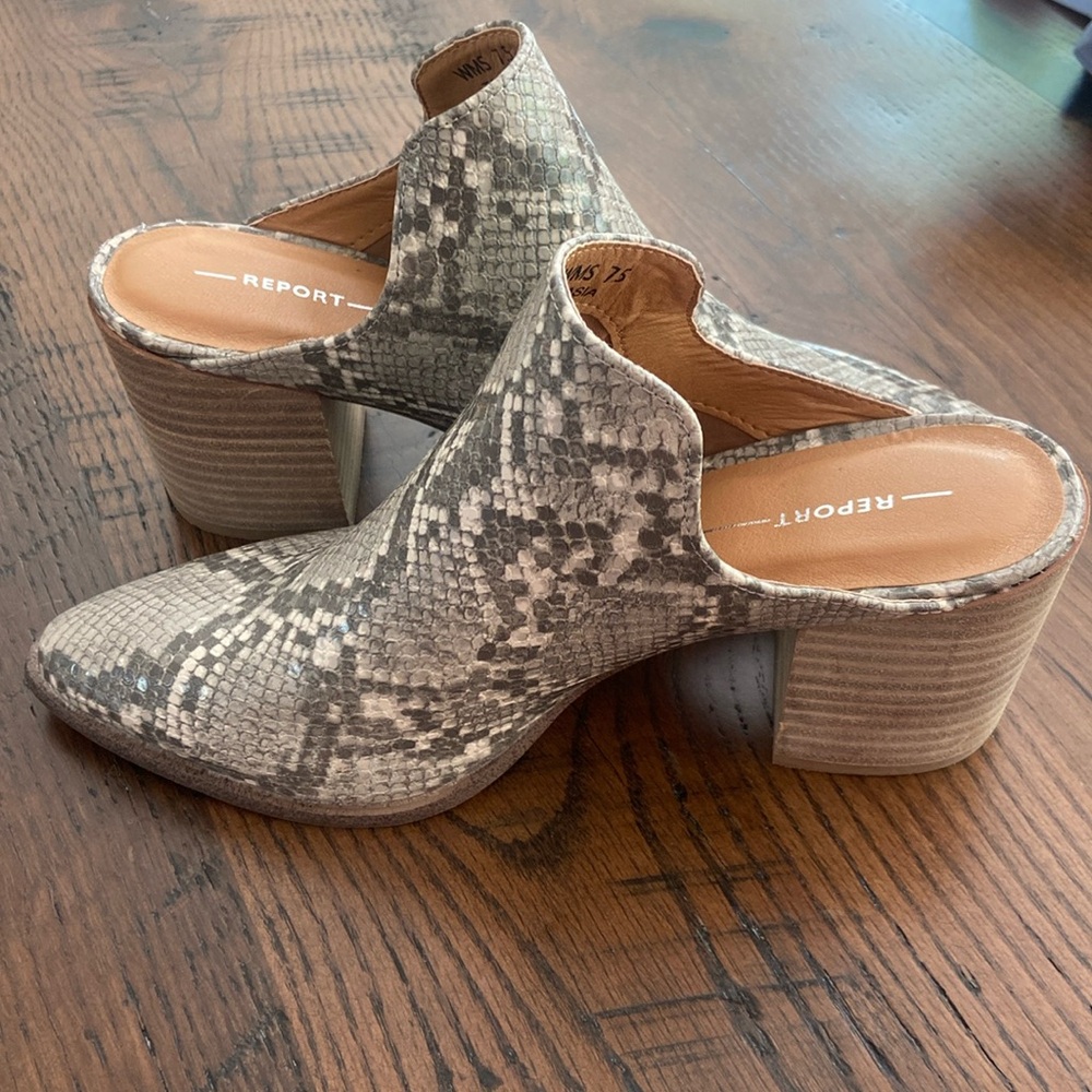 Stylish New snakeskin mules NEW